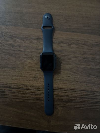 Apple Watch Series SE Gen 1 44 мм Aluminium Case