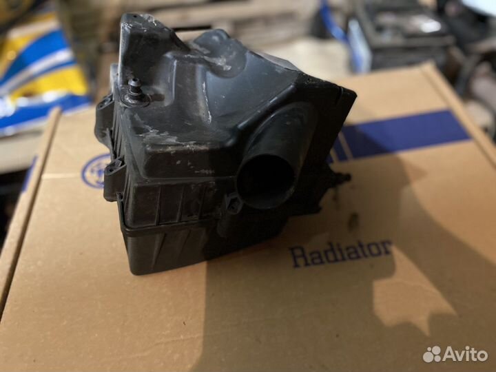 Корпус воздушного фильтра Opel Corsa D