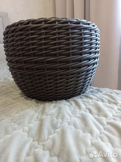 Кашпо из ротанга