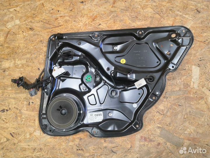 Стеклоподъемник электр. задний правый Volkswagen P