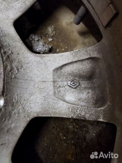 Продам диски R 15 Ниссан Альмера