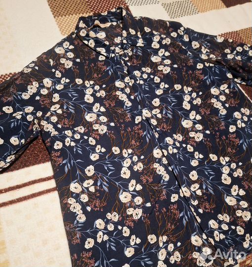 Рубашка женская Lc Waikiki. Синяя с цветочным прин