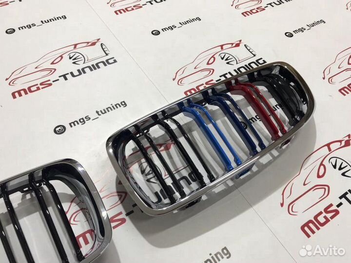 Ноздри в BMW 4 f32 М4 с хром ободом с триколором