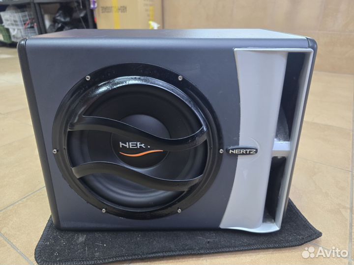 Сабвуфер hertz 10