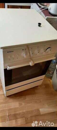 Газовая плита с электрической духовкой