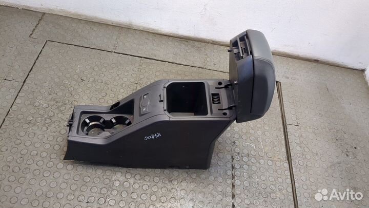 Консоль салона Chevrolet Captiva, 2011