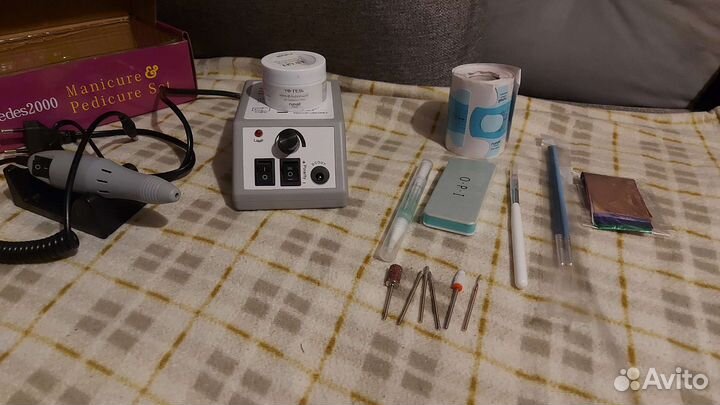 Аппарат для маникюра и педикюра