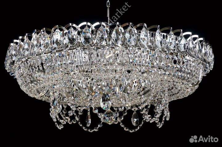 Хрустальная люстра 