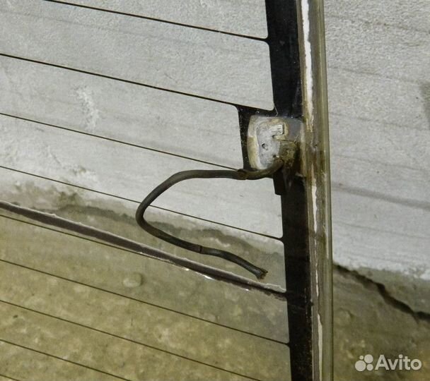 Стекло заднее Skoda Felicia