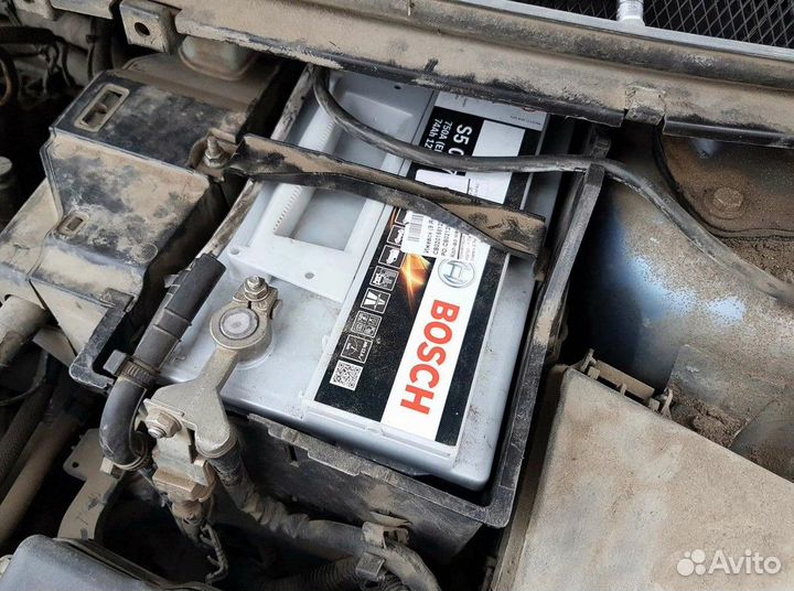 Аккумулятор новый Bosch 63 А/ч