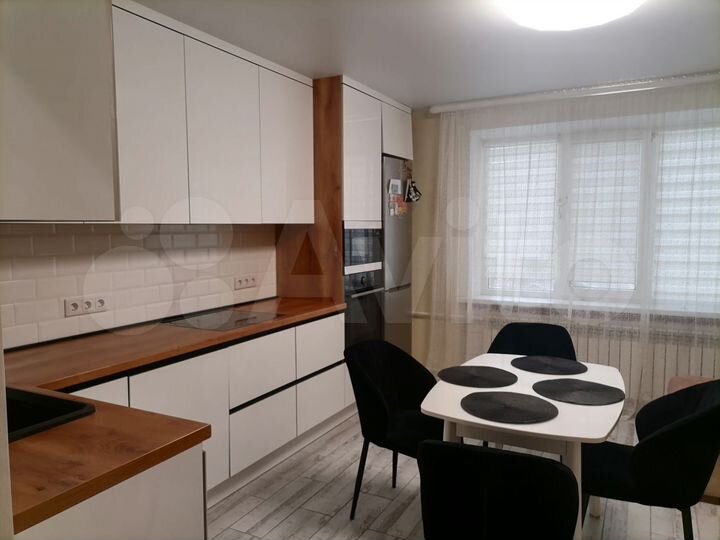 4-к. квартира, 81,1 м², 10/10 эт.