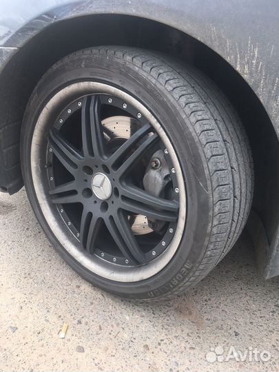 Medalist Sport King A/T 245/40 R19