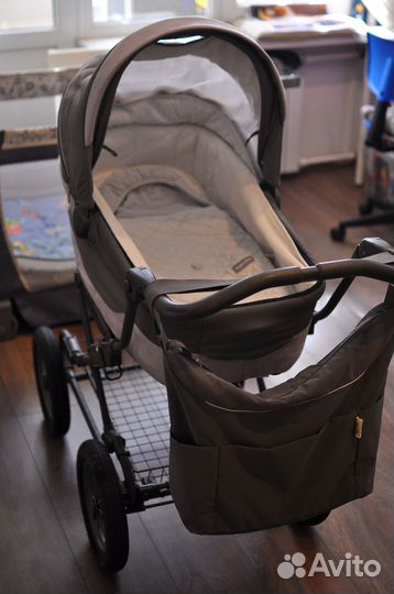 Коляска-люлька (Inglesina comfort)