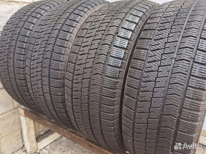 Bridgestone Blizzak VRX2 205/55 R16 97H