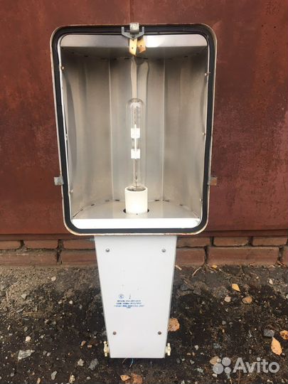 Светильник уличный жку28-250-003.ухл1