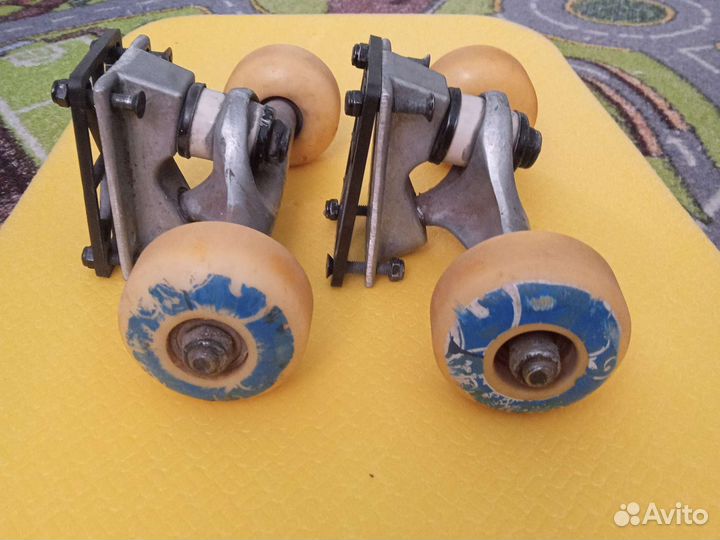 Подвеска для скейт-борда с колёсами