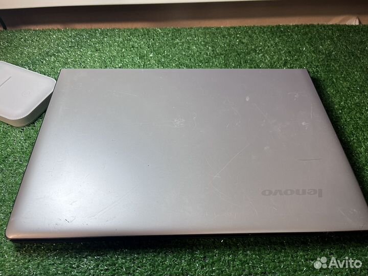 Lenovo/i5-6200U/Radeon /10gb/ssd