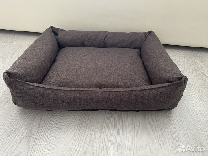 Лежанка для собак и кошек с чехлом новая
