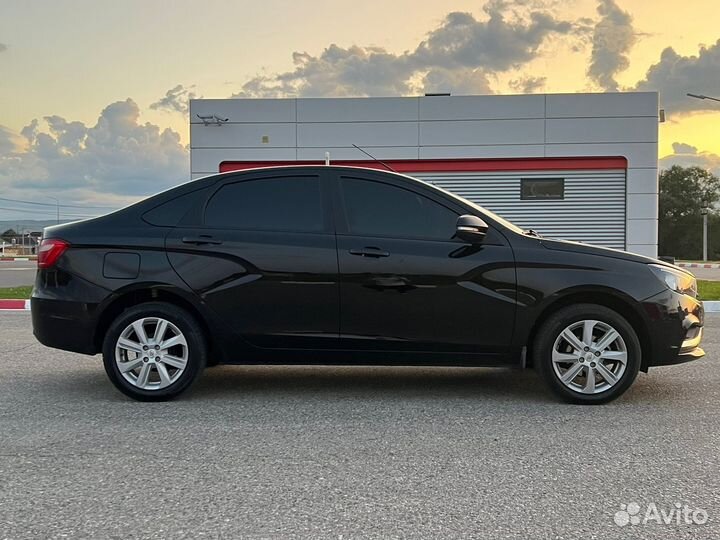 Бампер Веста