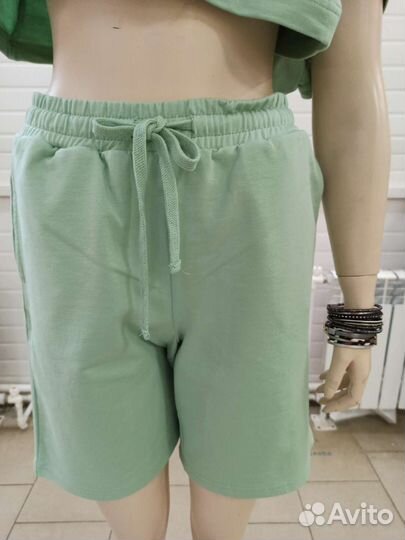 Шорты новые с карманами хлопок