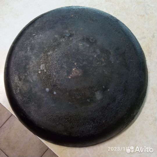 Чугунная сковорода бу СССР