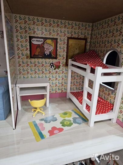 Домик кукольный