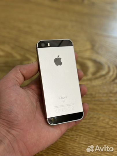 iPhone 5se 32г
