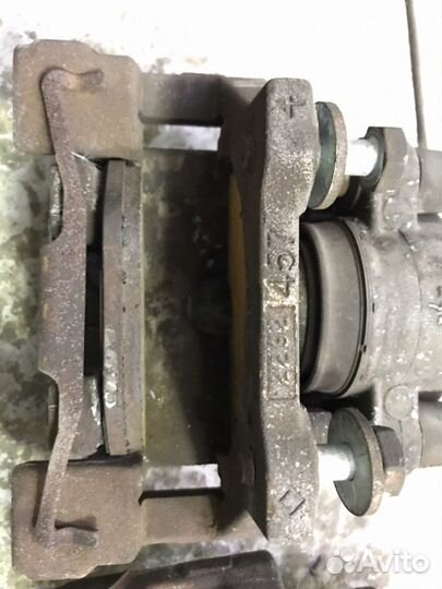 Суппорт задний Bmw E39