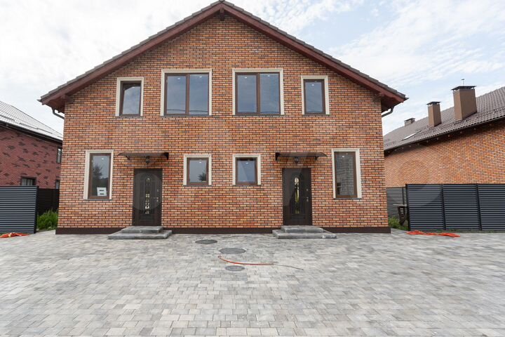 Таунхаус 196,2 м² на участке 3 сот.