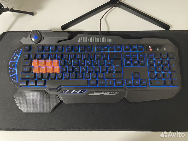 Игровая клавиатура A4Tech Bloody B318