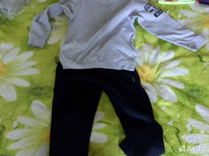 Спорт.костюм. мазекея 122р