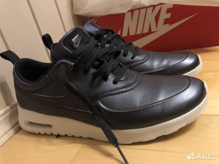 Кроссовки Nike