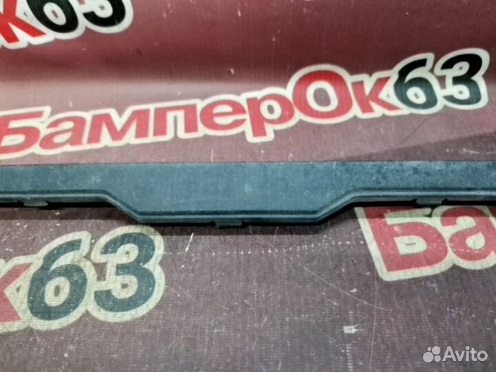 Накладка бампера передняя Volkswagen Amarok