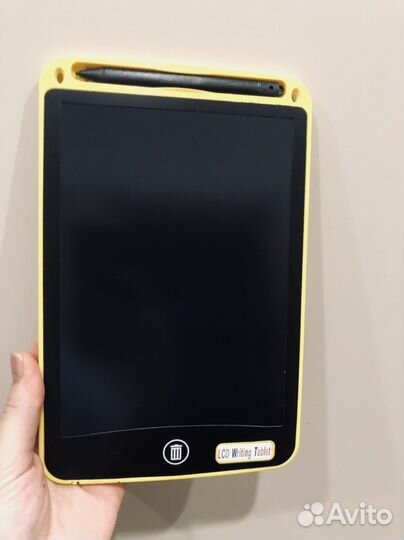 Планшет графический с цветным (не зелёным) экраном