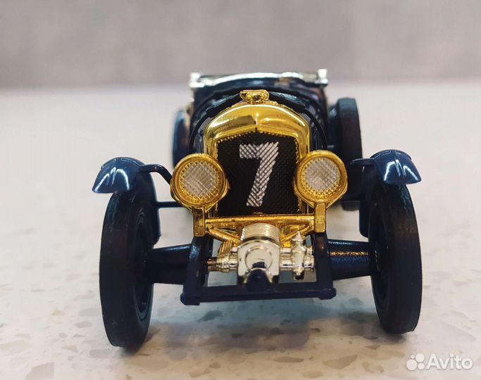 Matchbox модель Bentley 1930г
