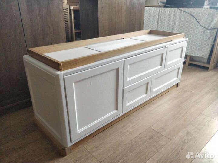 Тумба под телевизор