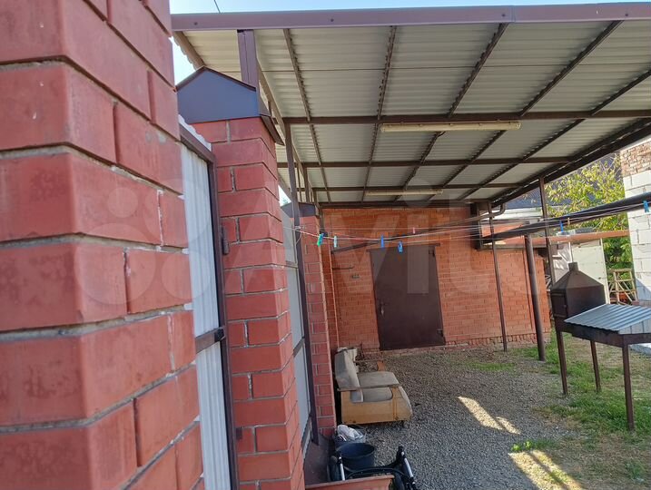 Дом 235 м² на участке 5 сот.