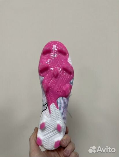 Футбольные бутсы nike puma adidas