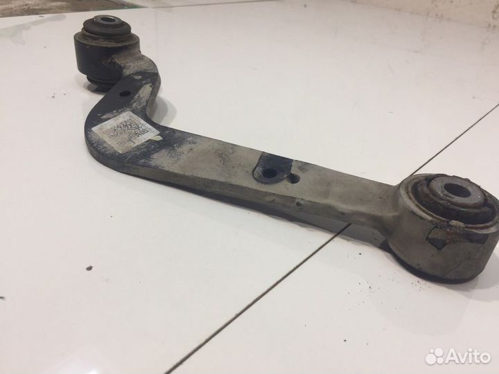 Рычаги подвески задний правый верхний