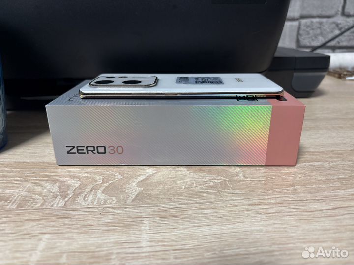 Infinix Zero 30 4G, 8/256 ГБ