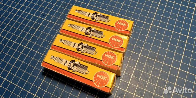 4 Свечи зажигания NGK 4691 BP5ESZ новые