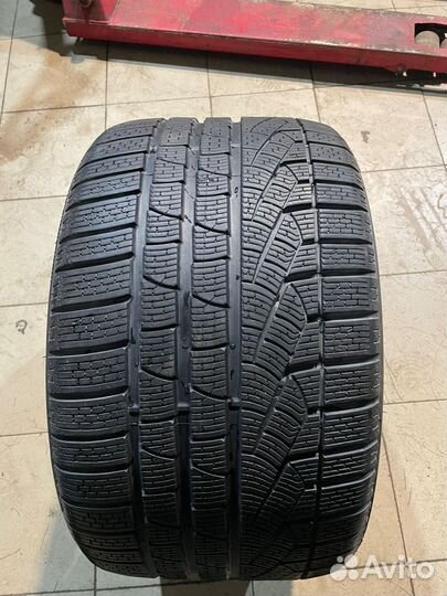 Pirelli Sottozero Winter 240 295/30 R19