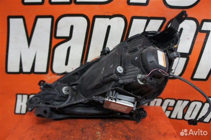 Фара передняя правая Honda Fit Shuttle GP2 2012