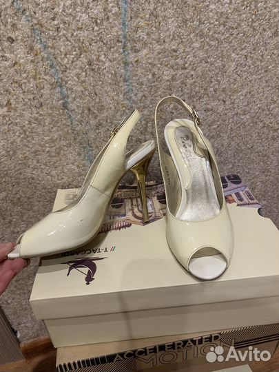 Босоножки женские 36 размер