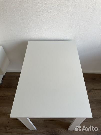 Стол белый 90х60