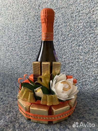 Подарок женщине