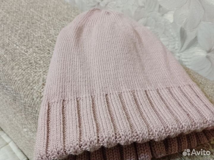 Шапка женская вязаная