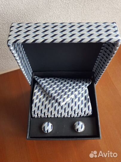 Галстук и запонки (новый набор)