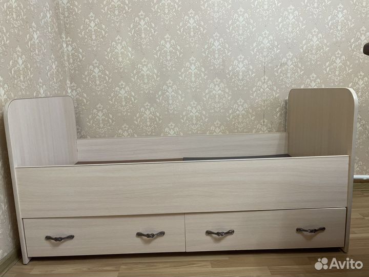 Кровать детская