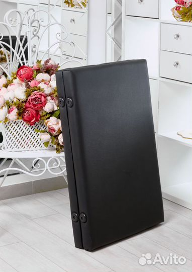 Косметологическая кушетка складная